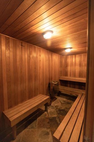 Sauna, Oxford Inn & Suites Lancaster in Lancaster (CA)