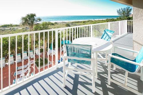 Sand Pebble Resort – Treasure Island, FL