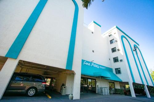 Sand Pebble Resort – Treasure Island, FL