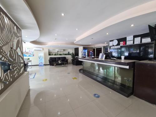 ล็อบบี้, Hotel TorreBlanca in กูเลียกาน