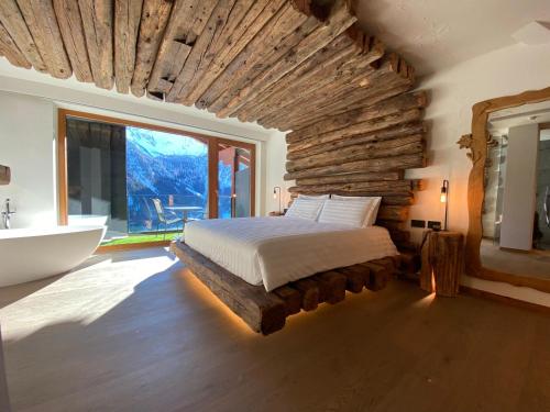 Double Room with Mountain View