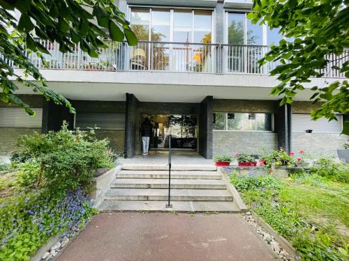 *Paris* Studio Émeraude - 770 Mètre de la tour Effel