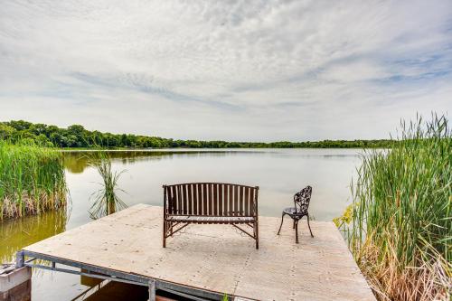 Lakefront Mound Getaway Near Snowmobiling Trails!