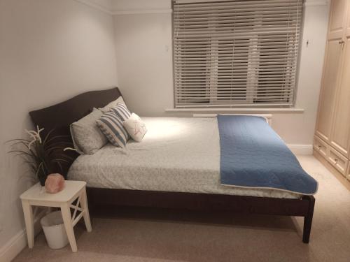 Room in private house near Reading University