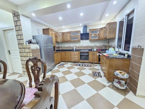 מטבח, Grand Appart T5 avec Grande terrasse vue sur Mer in Tigzirt