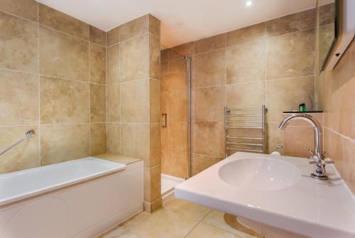 The Tophams Hotel, Londra (foto 4)