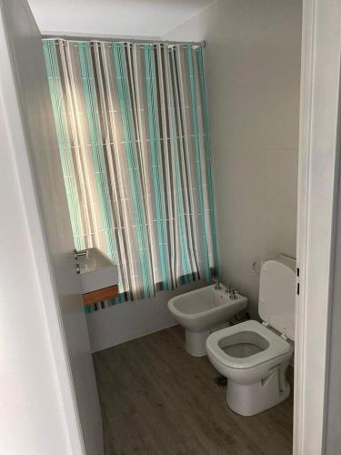 One-Bedroom Apartment image 4