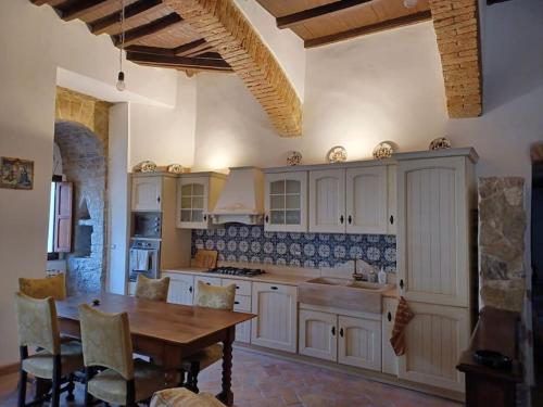  Charming apartment in medieval tower in Spoleto