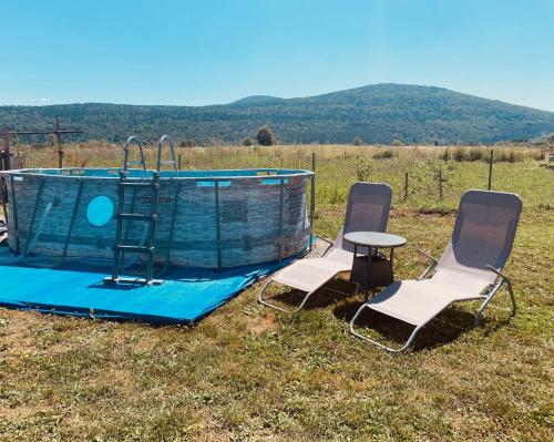 Peldbaseins, Family-friendly apartments with swimming pool Plaski, Velebit - 20466 in Plaski