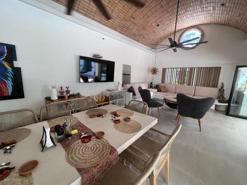 Facilities, Casa Privada en Exclusivo Club Privado in Ricaurte