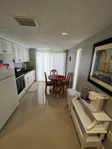 Comfy 2 bedroom apartment in Port Richey (FL)