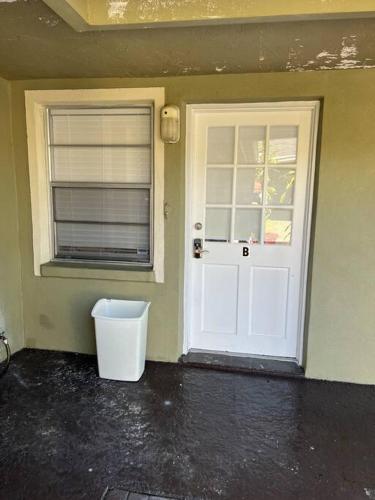 Lovely 2 bedroom apartment in Port Richey