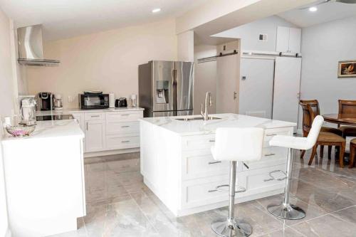 Tampa Bay Oasis in Tarpon Springs (Florida)