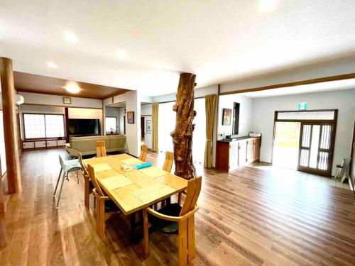 一棟貸別荘 Oceanic Villa Minamiizu!17名まで!弓ヶ浜海水浴場まで徒歩6分 in Minamiizu