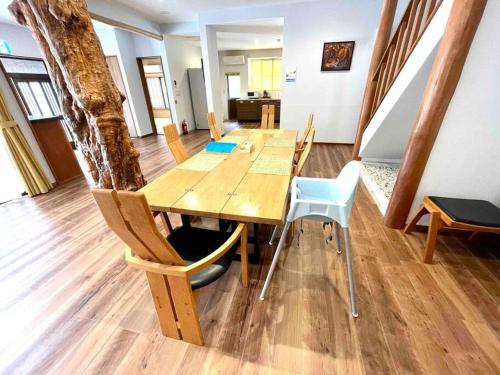 一棟貸別荘 Oceanic Villa Minamiizu!17名まで!弓ヶ浜海水浴場まで徒歩6分 in Minamiizu