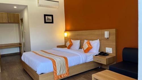 Deluxe Room image 5
