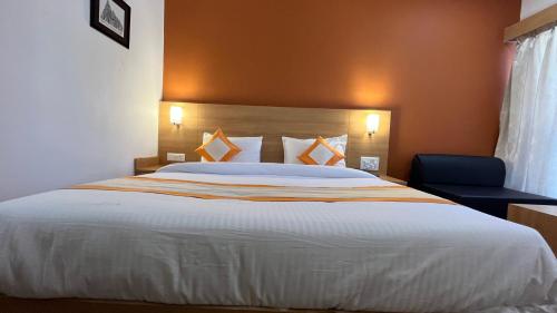Deluxe Room image 4