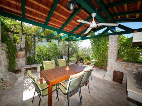 Holiday Home in Makarska with garden