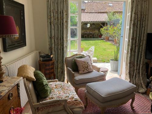 'Mulberry House' - A Darling Abode Nr Brantome