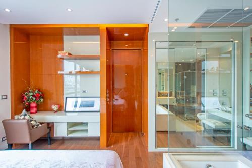 Luxury 1Bed 1Bath 300m BTS Phrom Phong, Emporium EmSphere EmQuartier, Bangkok (fotografie 3)