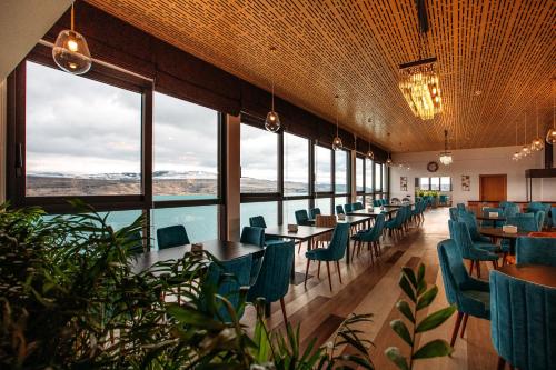 Gino Seaside Tbilisi, Wyndham 매장 타원형 - 레스토랑