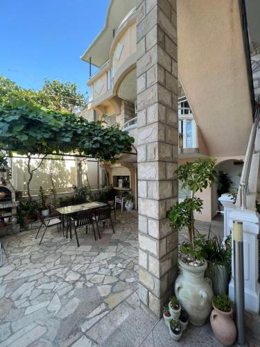 Apartments Moracanin in Brca