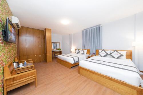 Yen Nam Hotel Hoang Van Thu – Ho Chi Minh City, LA