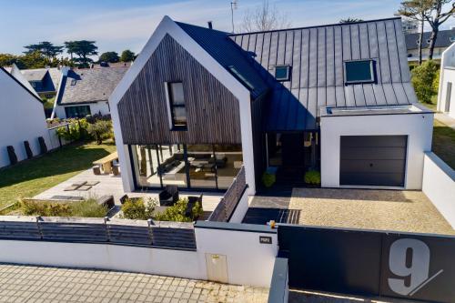 4 bedrooms, 4 beds