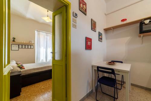 The set of Pasolini's films Apartment, Rzym (zdjęcie 8)