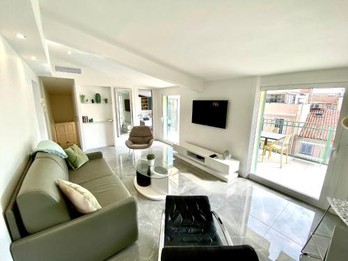 - Magnifique appartement avec terrasses et jacuzzi - Plein centre de cannes- T3 Luxury Toits du Soleil By SCLS Locations