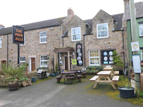 Exterior view, Appletree Cottage in Ovington
