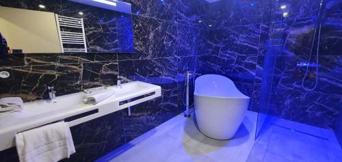 Berg'hotel Room Type - King Suite with Spa Bath