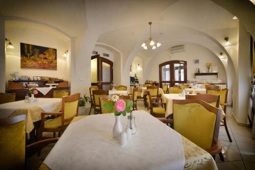 Restaurant, Hotel Certovka near Prague Castle