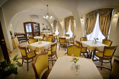 Restaurant, Hotel Certovka near Prague Castle