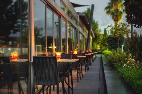 拉奇逃逸酒店及套房 (Latchi Escape Hotel and Suites) in 尼奧奇奧利奧