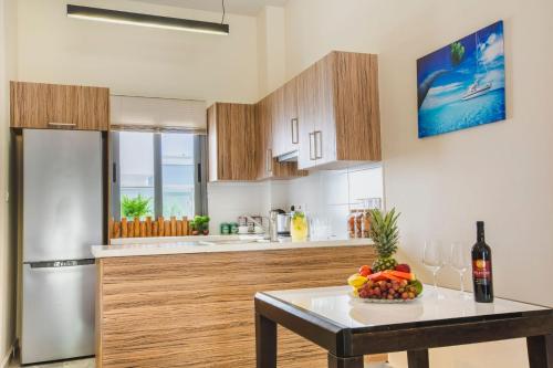 拉奇逃逸酒店及套房 (Latchi Escape Hotel and Suites) in 尼奧奇奧利奧