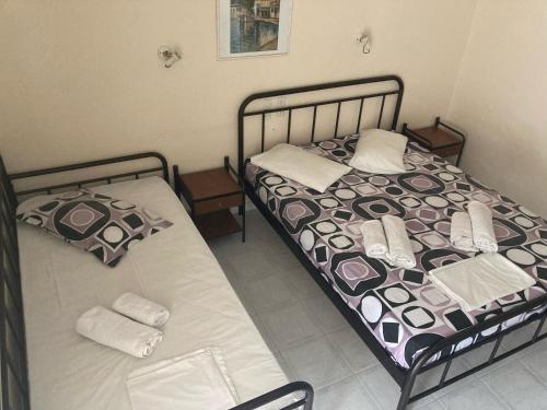 Polyxenis Rooms Polyxenis Rooms