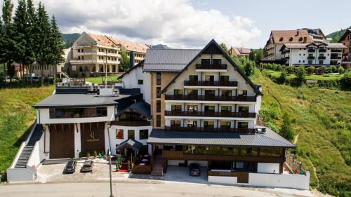 Hotel Roman Maramures - image 2