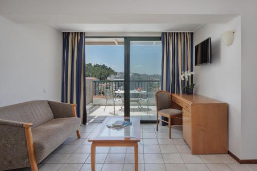 SUN BEACH in Agia Triada (Thessaloniki)