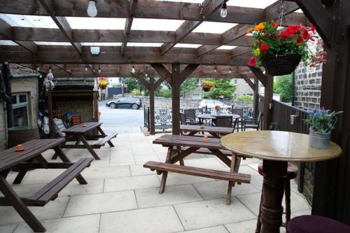 The New Rushcart Inn & Country Dining 3