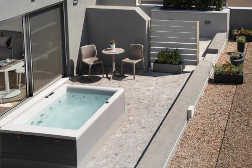 Athens Hill Luxury Apartments, Ateny (zdjęcie 9)
