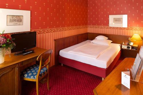 1 twin bed
