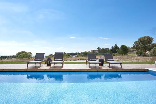 Luxury Rhodes Villa - Amina Villa - Sea View - Private Swimming Pool - 3 Bedrooms - Kalithea Rhodes