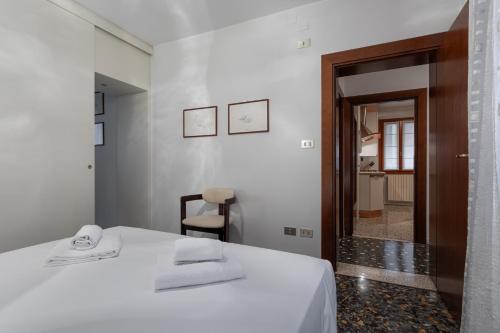 Hostmate - Venezia - Sant Agostino, Wenecja (zdjęcie 7)