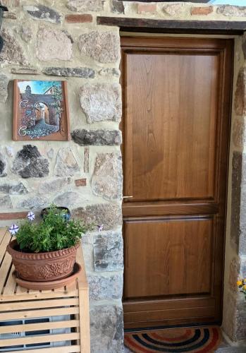 Casa Angolo Cantina nel Castello in Montegiovi