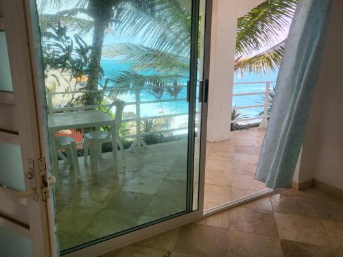 Hotel Luz de Mar ' right on the beach in Kuatunalko