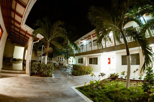 Hotel Isla Bonita - image 4