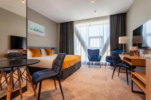 room detail thumbnail 0