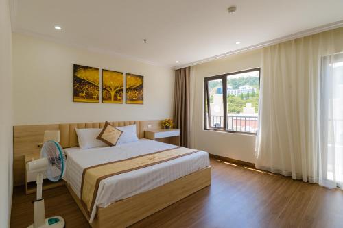 Sunshine Hạ Long Hotel