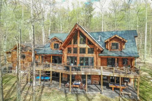 The Log House at Sugarloaf Mountain MD